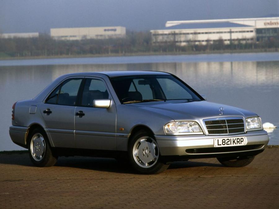  Mercedes-Benz C-Class 1993 года  (UK) (фото 4 из 6)